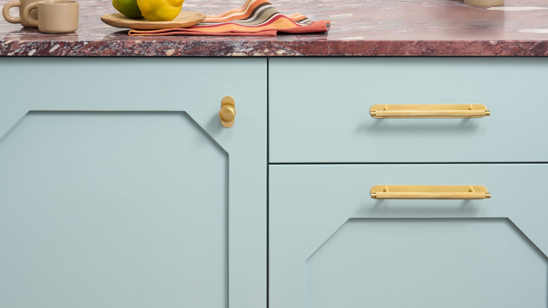Plank Hardware