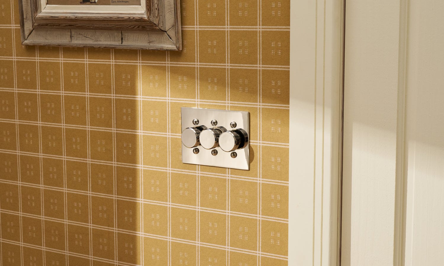 Plank Hardware
