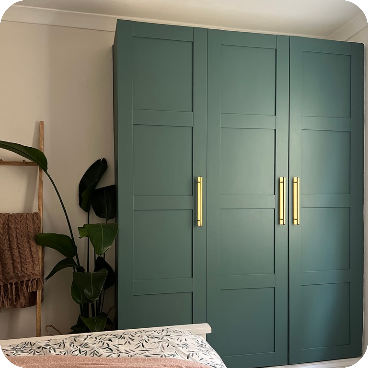 How To Upcycle A Closet