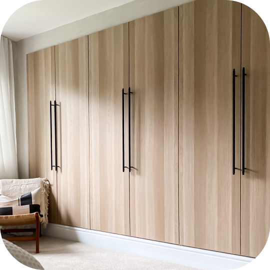 Plank Hardware | Knurled Black Hardware