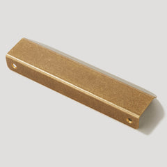 Plank Hardware 160mm 140mm cc fold long edge pull aged brass 42672320086295