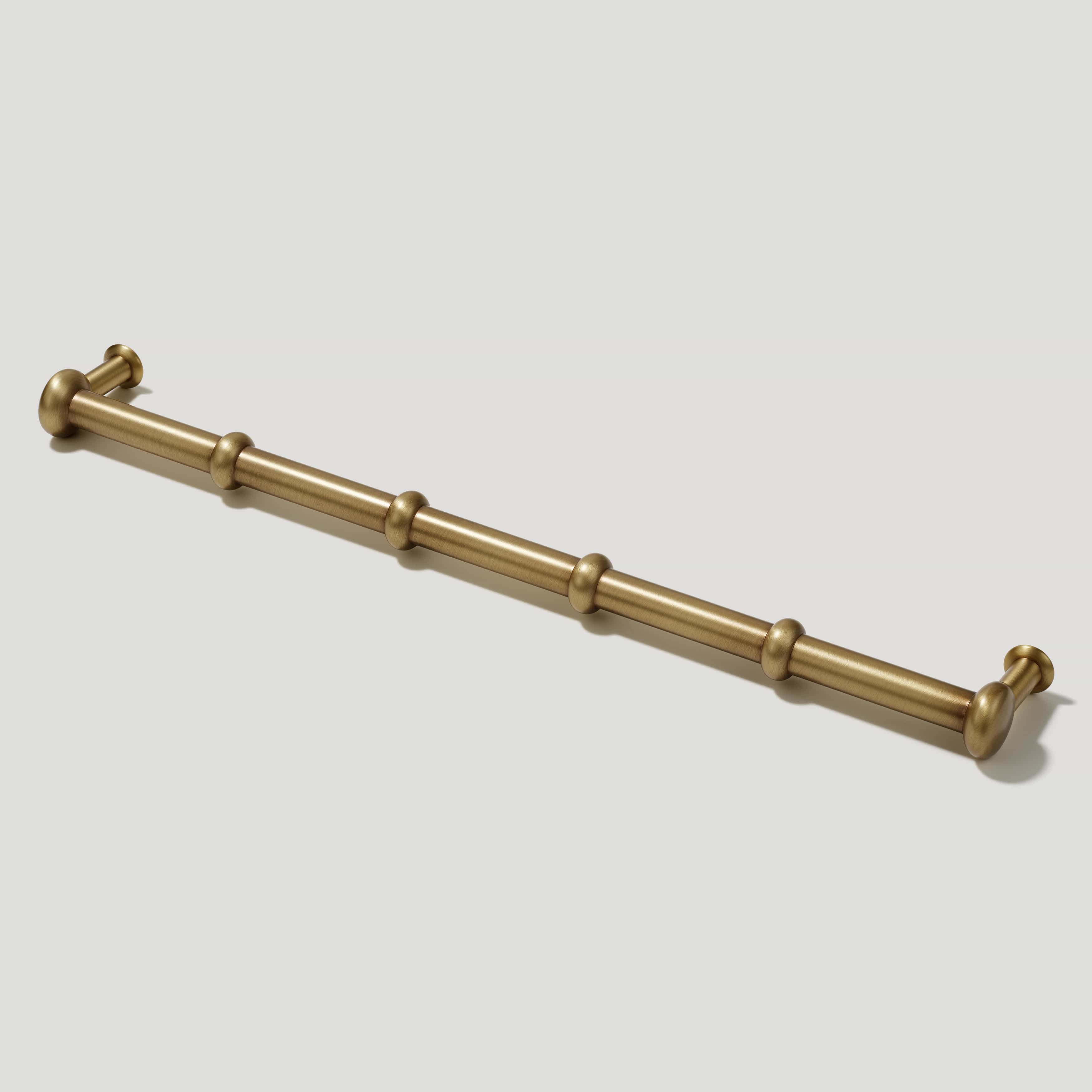Plank Hardware 18.86" (18" CC) PEYTON Heavyweight Pull - Heirloom Brass