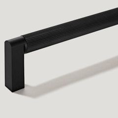 Plank Hardware 375mm 365mm cc becker d bar handle black 43536382820631