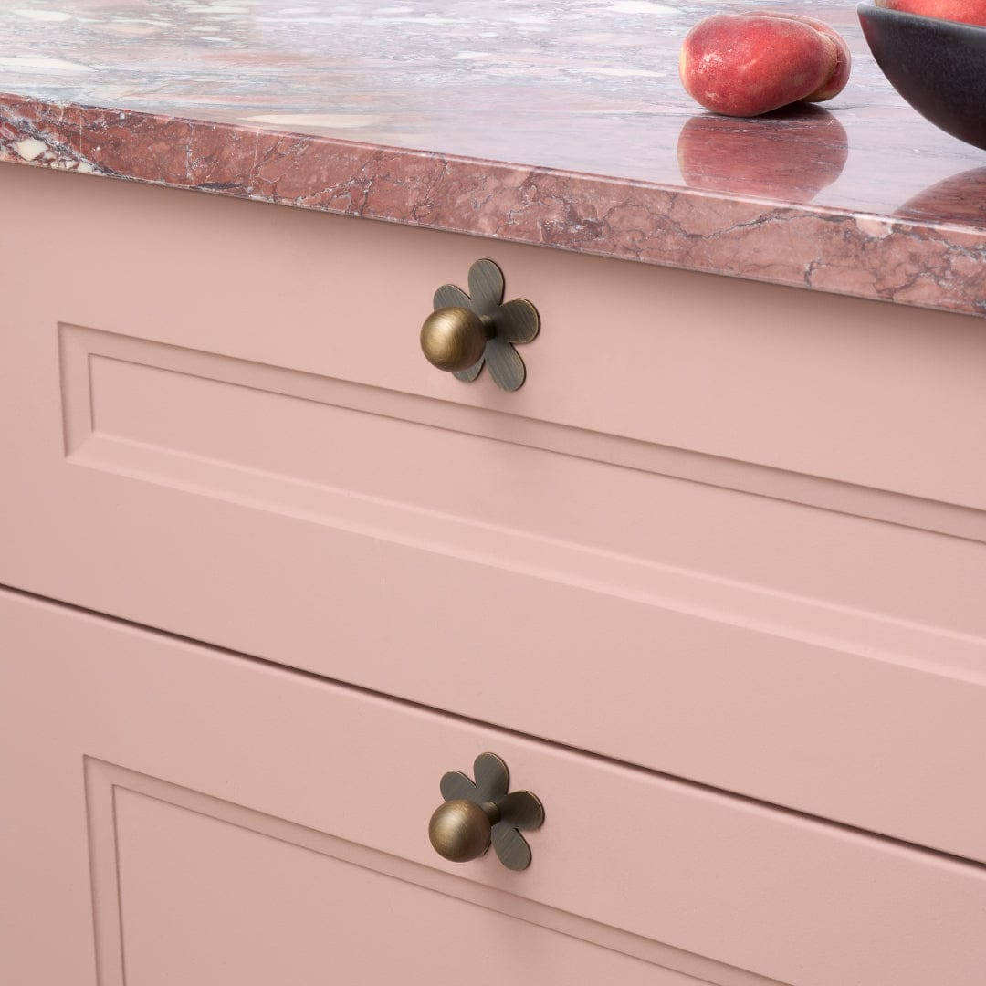 Plank Hardware ADA Flower Knob Backplate - Antique Brass