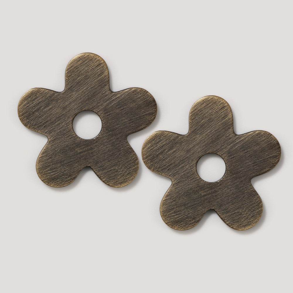 ADA Pair of Small Flower Pull Backplate - Antique Brass