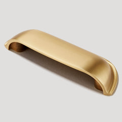 Plank Hardware albany cup pull brass 43829749350679