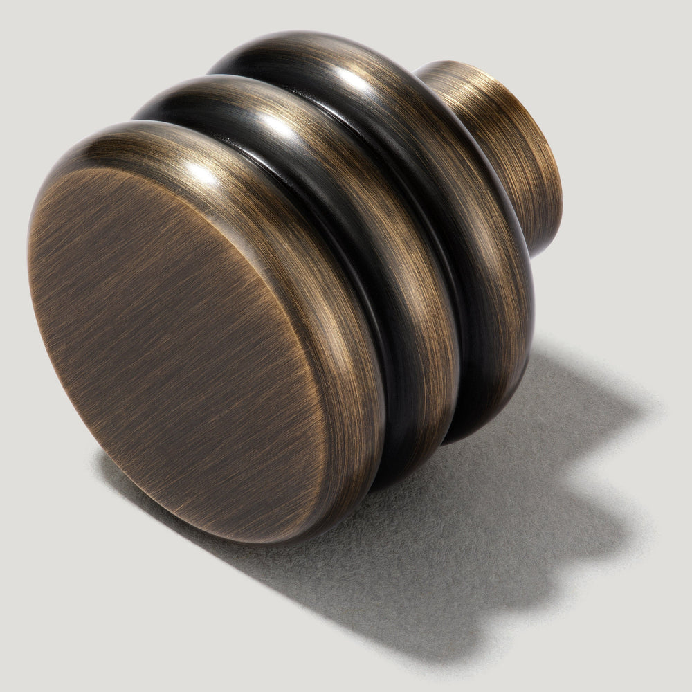 ALVA 30mm Knob -  Antique Brass