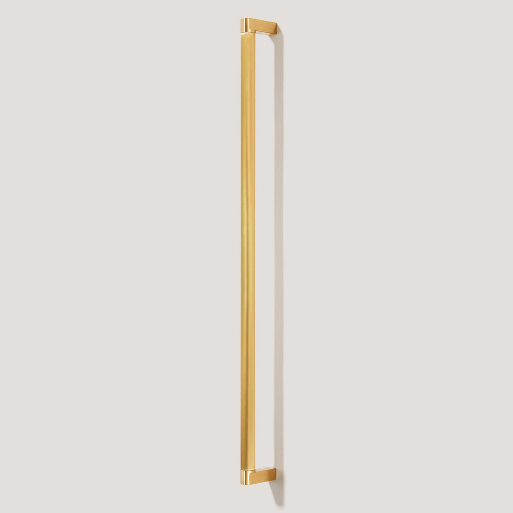 BECKER Closet Bar Pull - Brass