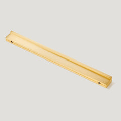 Plank Hardware blake minimalist pull brass 40203644174615