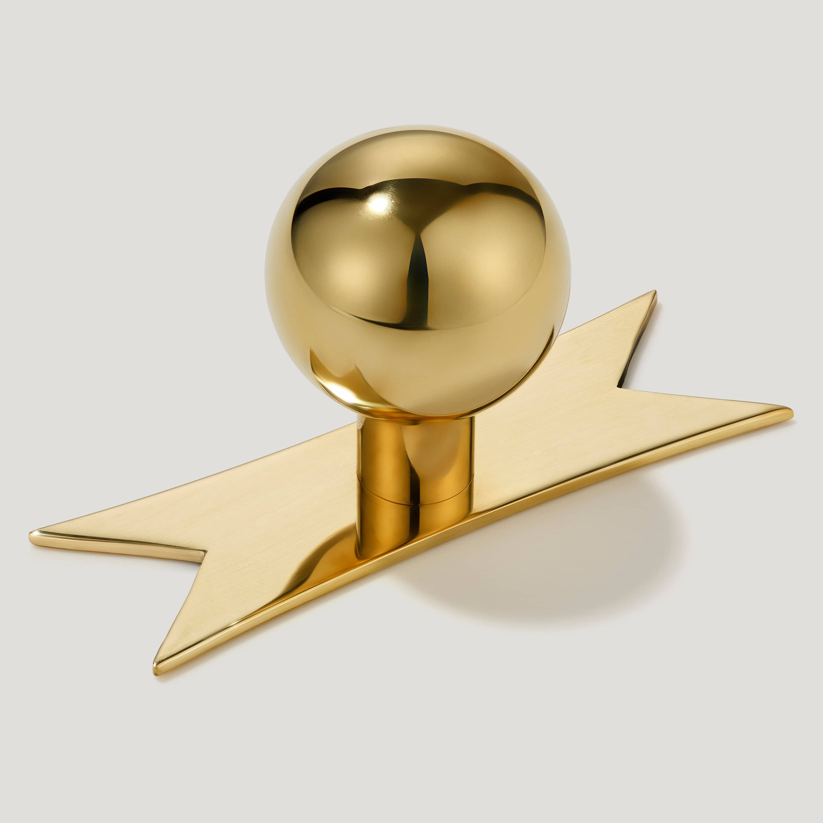 Plank Hardware ELIZA Ribbon Knob Backplate - Unlacquered Brass