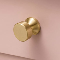 Plank Hardware FELIX Round Cabinet Knob - Brass