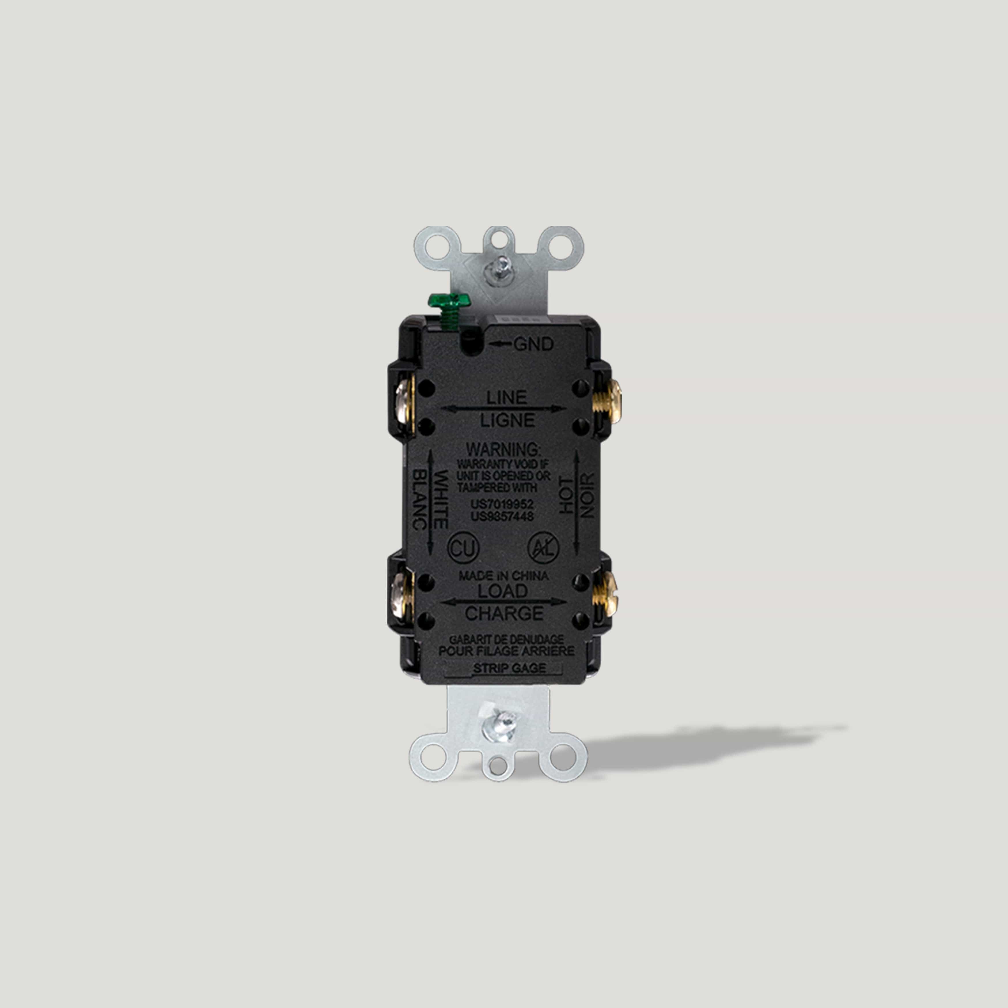 Plank Hardware GFCI Power Outlet 15A - White