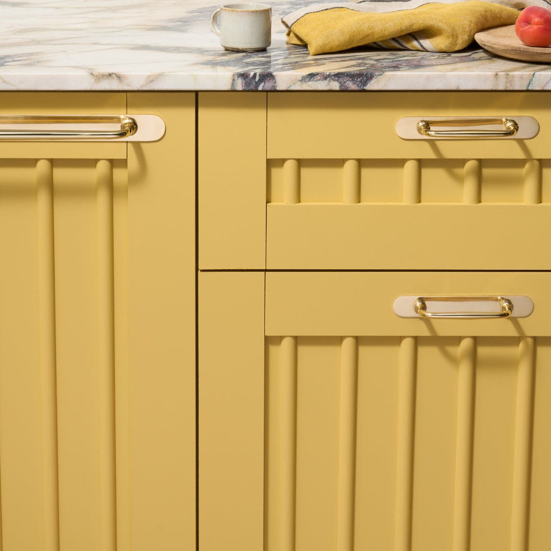 Plank Hardware GRAYSON Pull - Unlacquered Brass