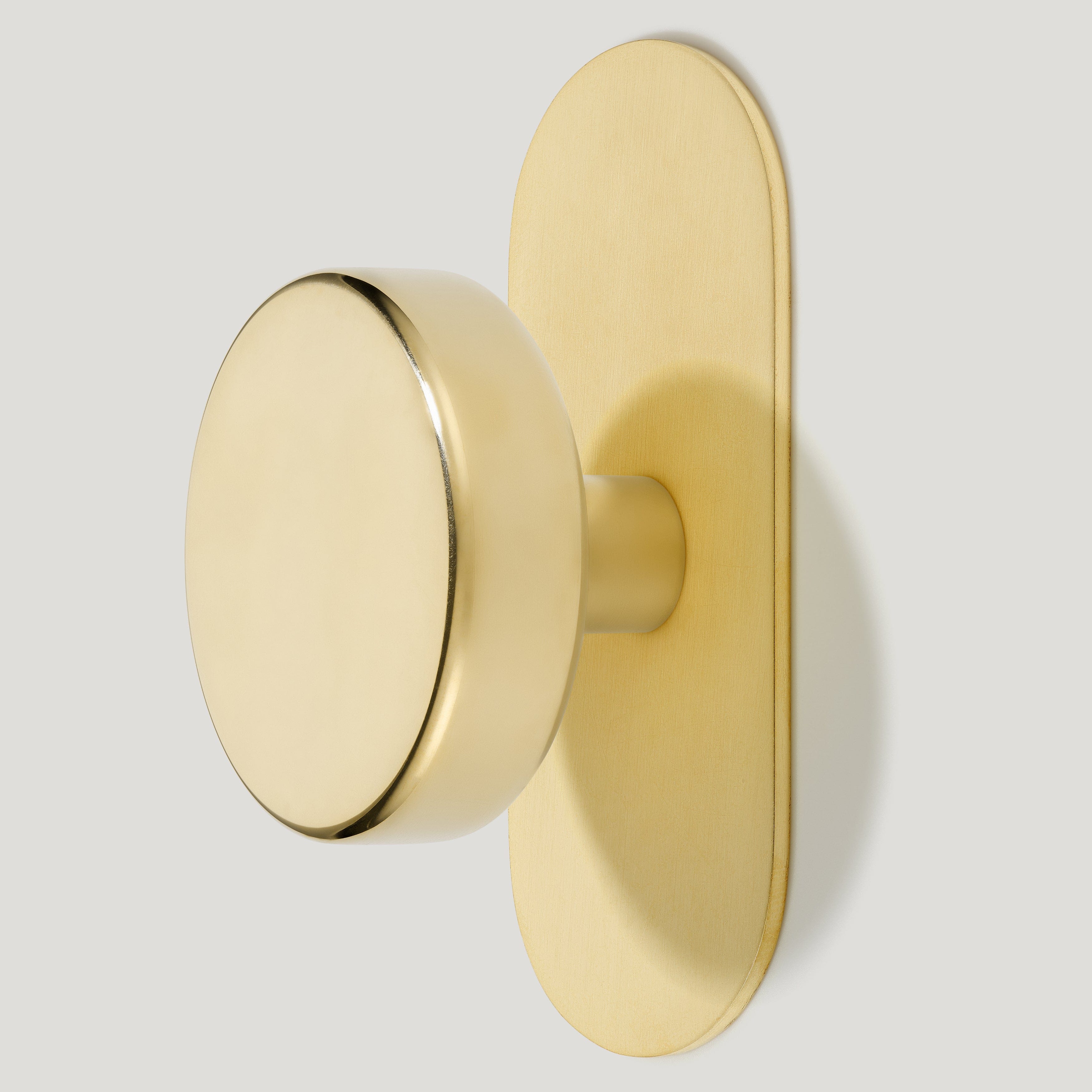 Plank Hardware GRAYSON Shaker Hook - Unlacquered Brass