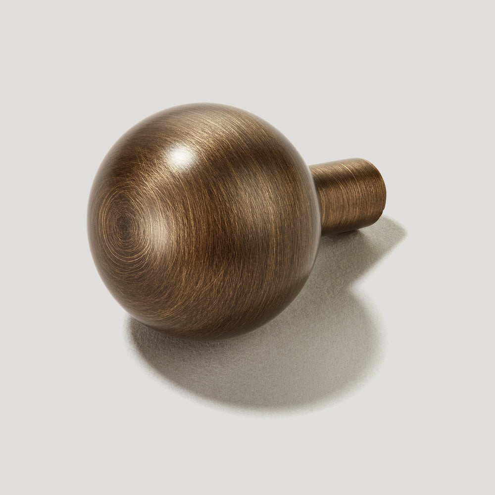 HALLEY Ball Cabinet Knob - Antique Brass