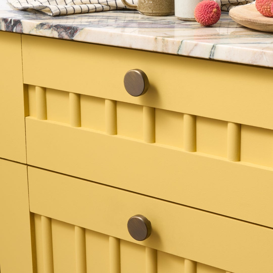 Plank Hardware HUDSON Shaker Cabinet Knob - Antique Brass