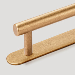 Plank Hardware hudson t bar pull aged brass 42975761072407