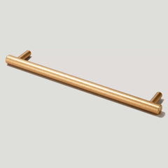 Plank Hardware hudson t bar pull aged brass 42975841779991