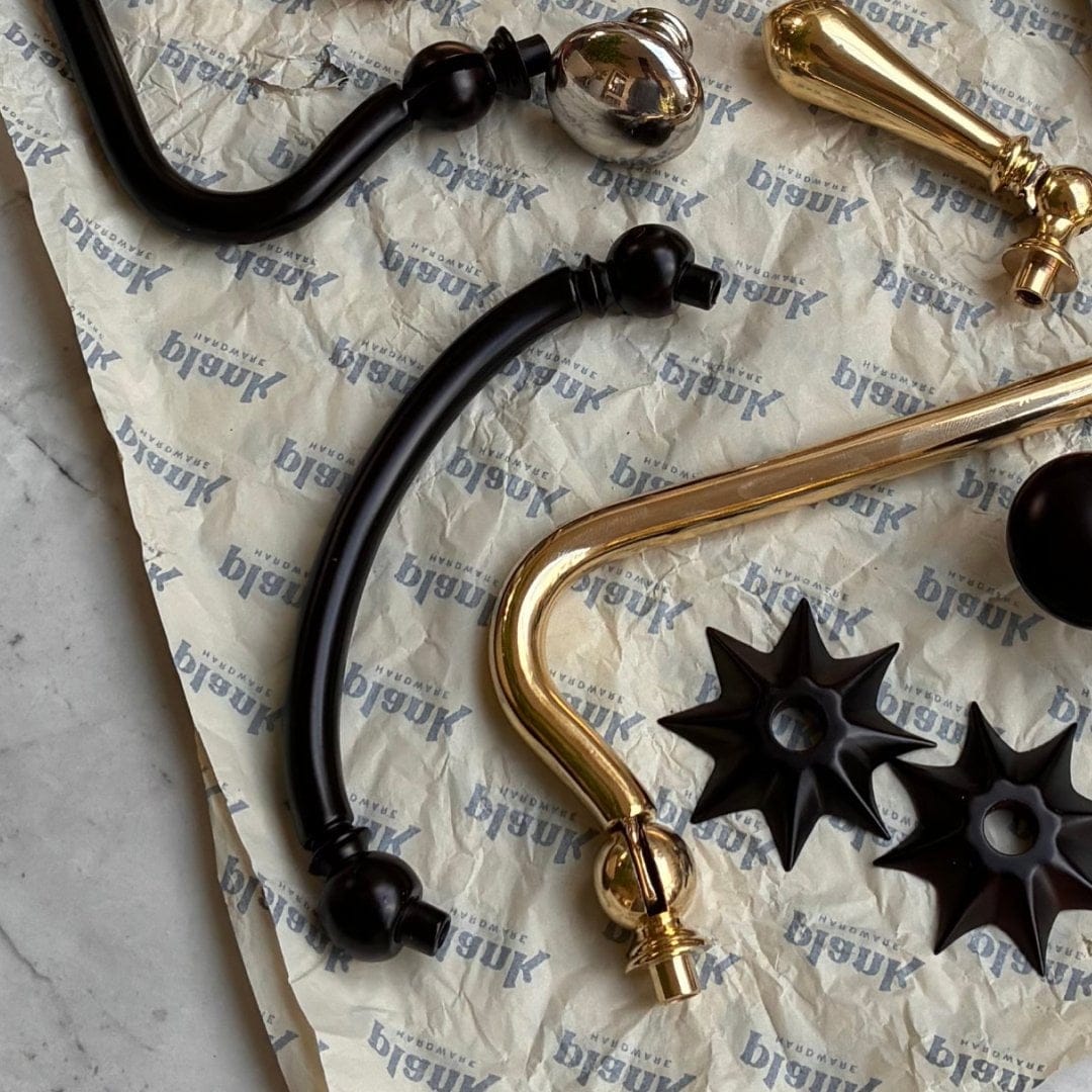 Plank Hardware JAMES Pull - Blackened Bronze
