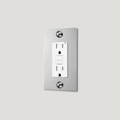 Plank Hardware JASPER 1G 15A GFCI Outlet - Polished Nickel