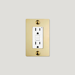 Plank Hardware JASPER 1G 15A GFCI Outlet - Unlacquered Brass