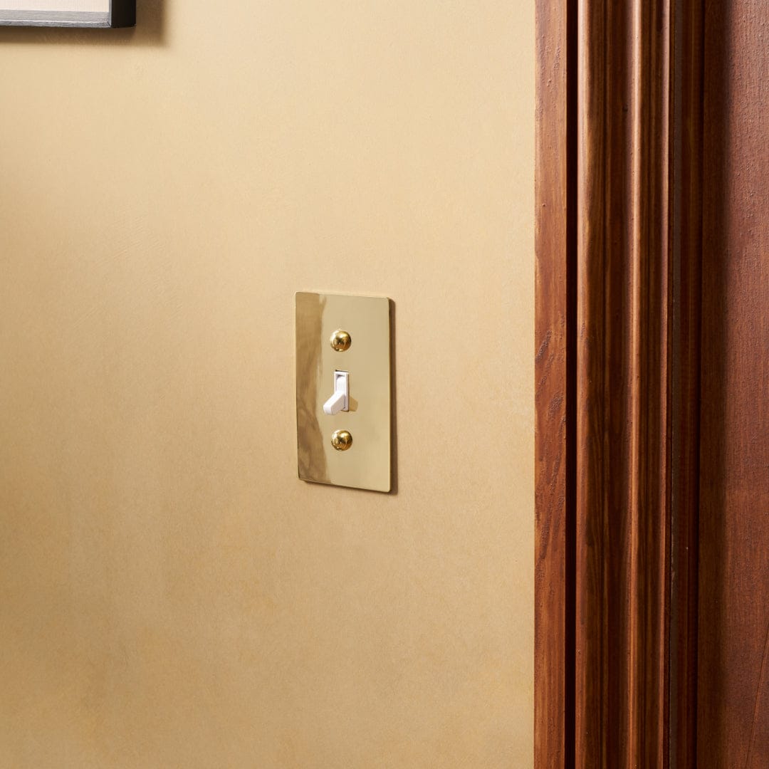 Plank Hardware JASPER 1G Toggle Switch - Unlacquered Brass