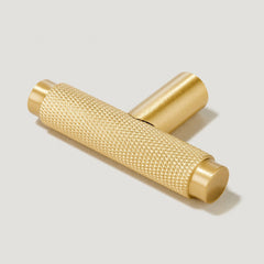 Plank Hardware kepler knurled single t pull brass 40203680612631