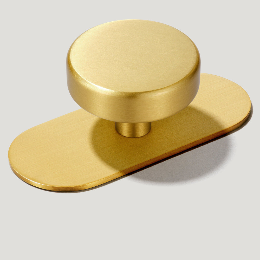 HUDSON Shaker Cabinet Knob - Brass