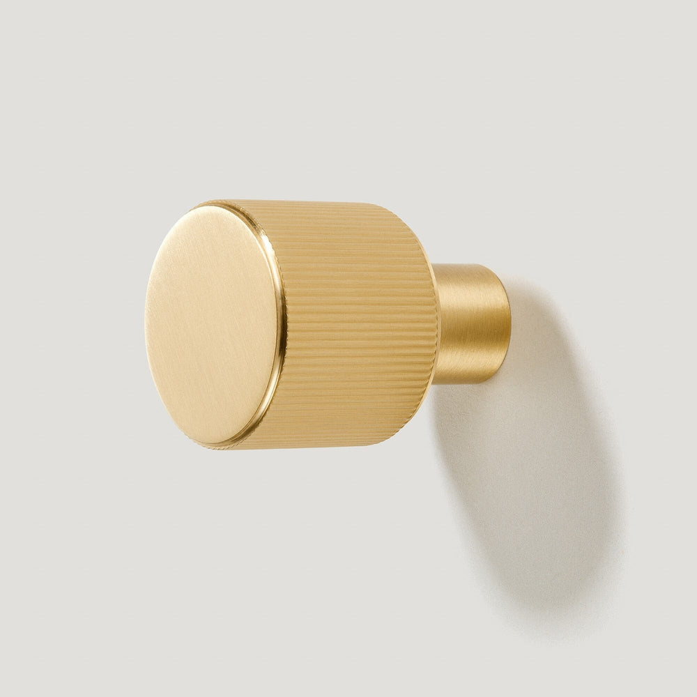 LENNON Grooved Button Wall Hook - Brass