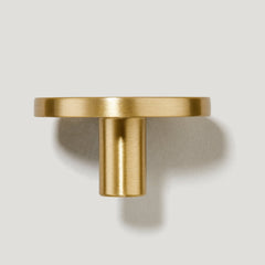 Plank Hardware lovell circular cabinet knob brass 40203637063959