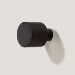 Plank Hardware maxwell button wall hook black 40203730583831