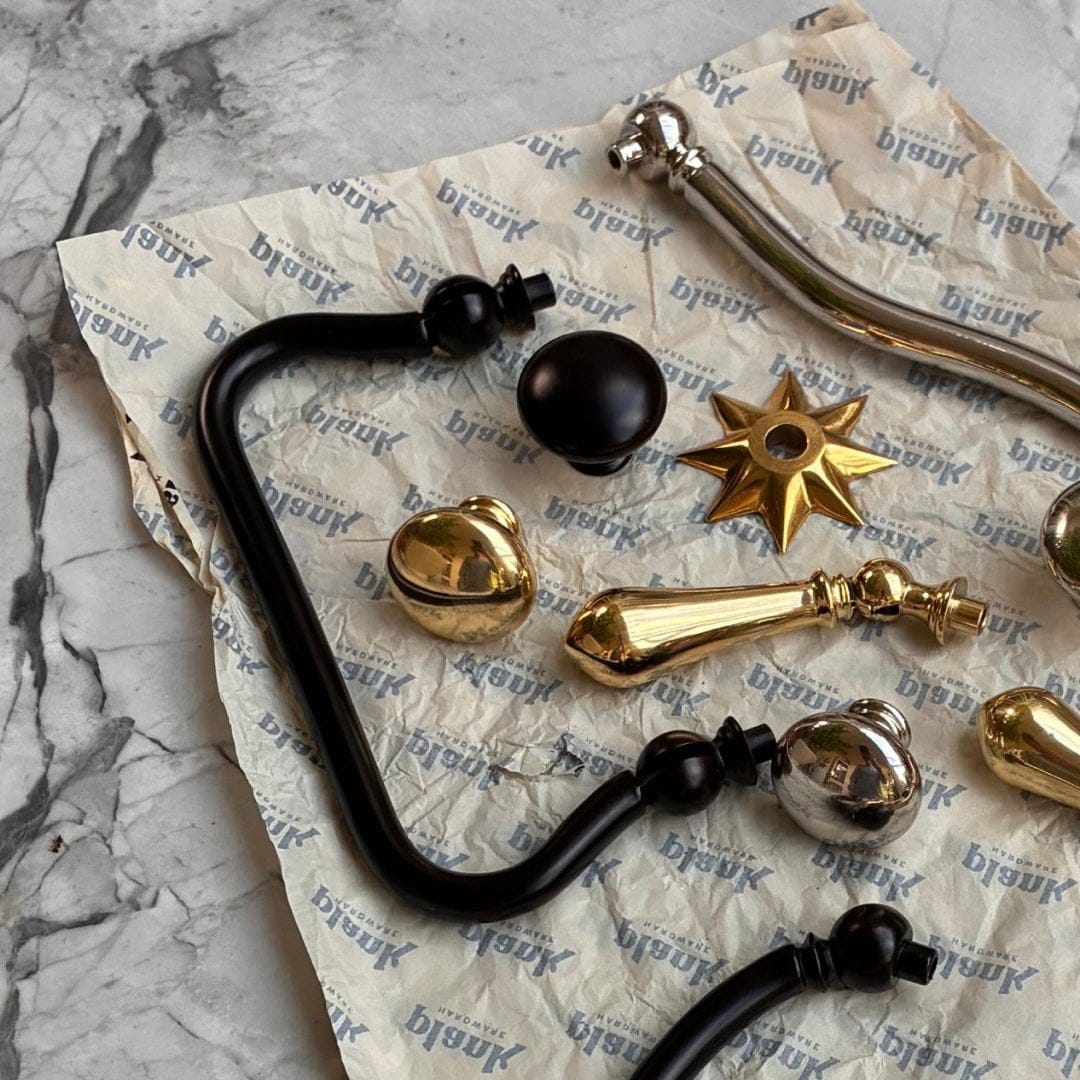 Plank Hardware OLSON Swing Pull - Blackened Bronze