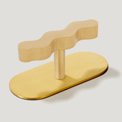 Plank Hardware Pull with Backplate SQUIGGLE Single T Pull - Brass