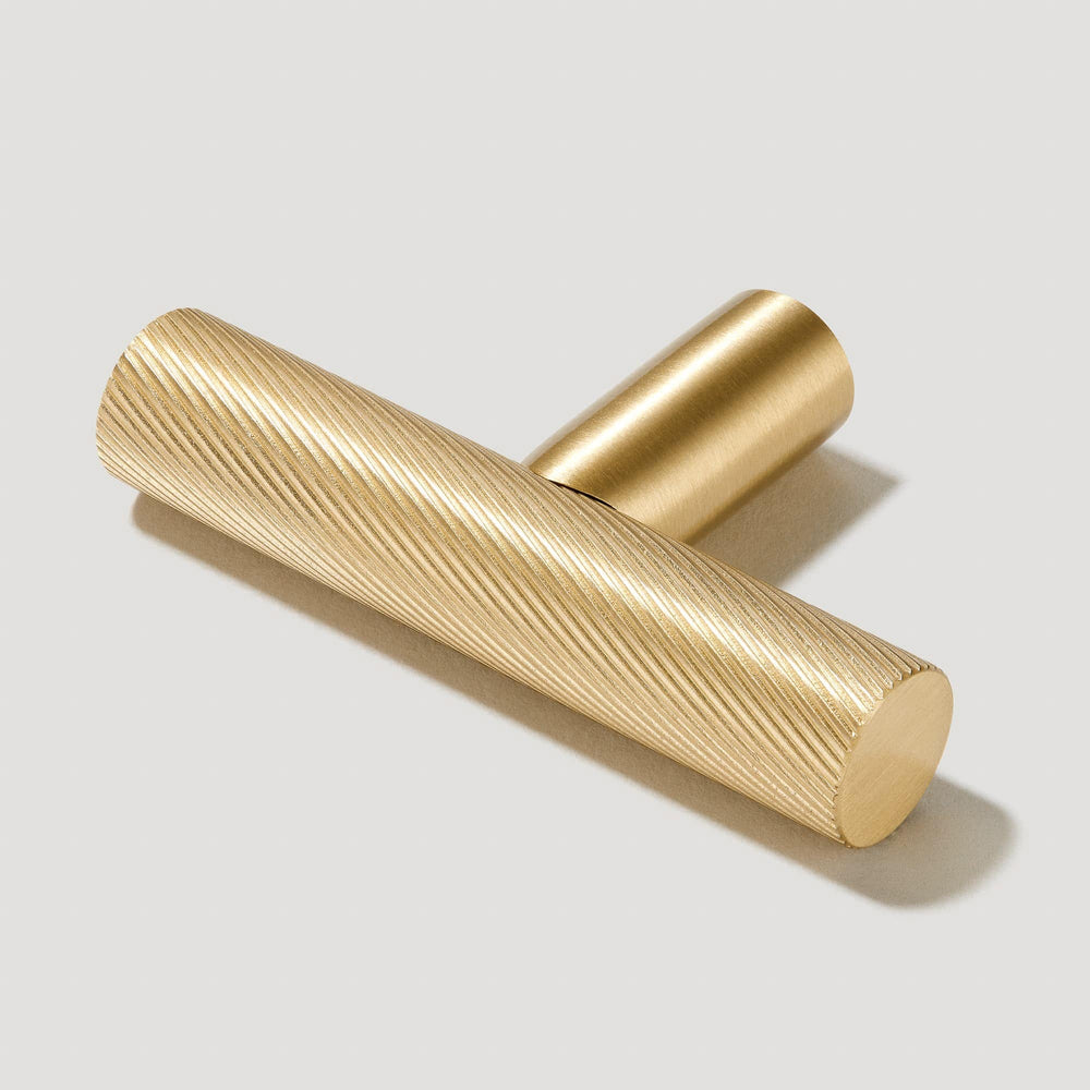 SEARLE Swirled Single T Pull - Brass