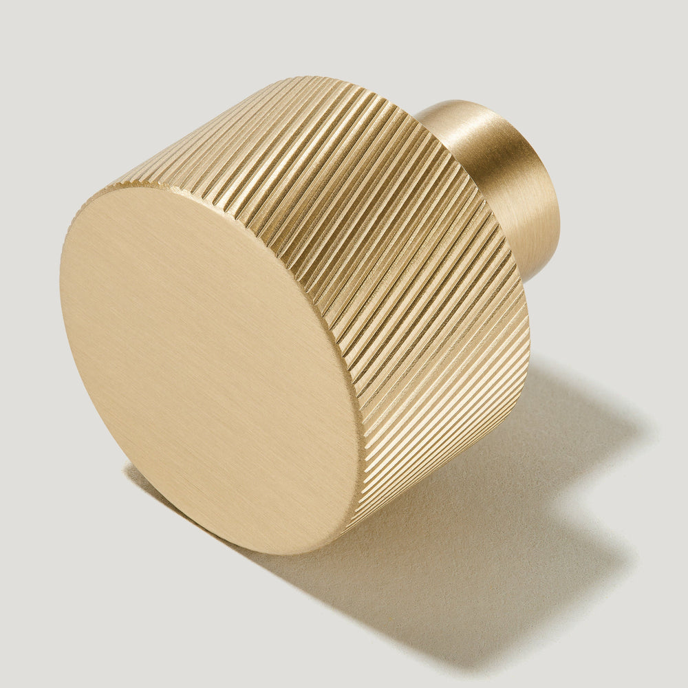 SWIFT Swirled Cabinet Knob - Brass